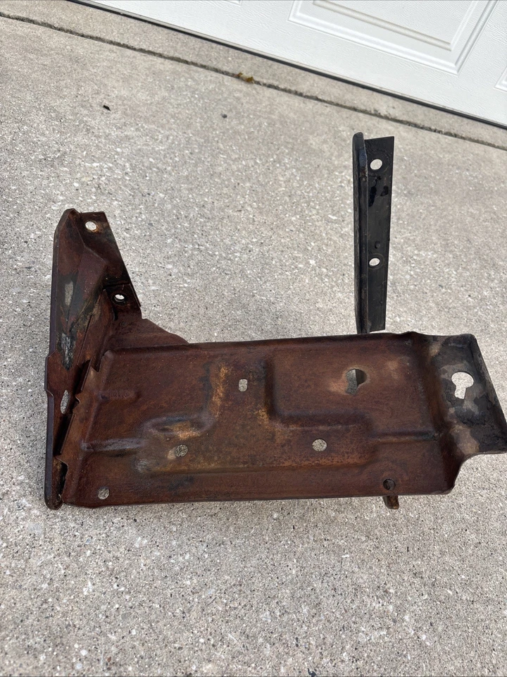 Bandeja de batería para camioneta Ford 1961 1964 OEM F100 2x2 F250 ¡¡Sobreviviente original!! Vintage Foto 1 de 4