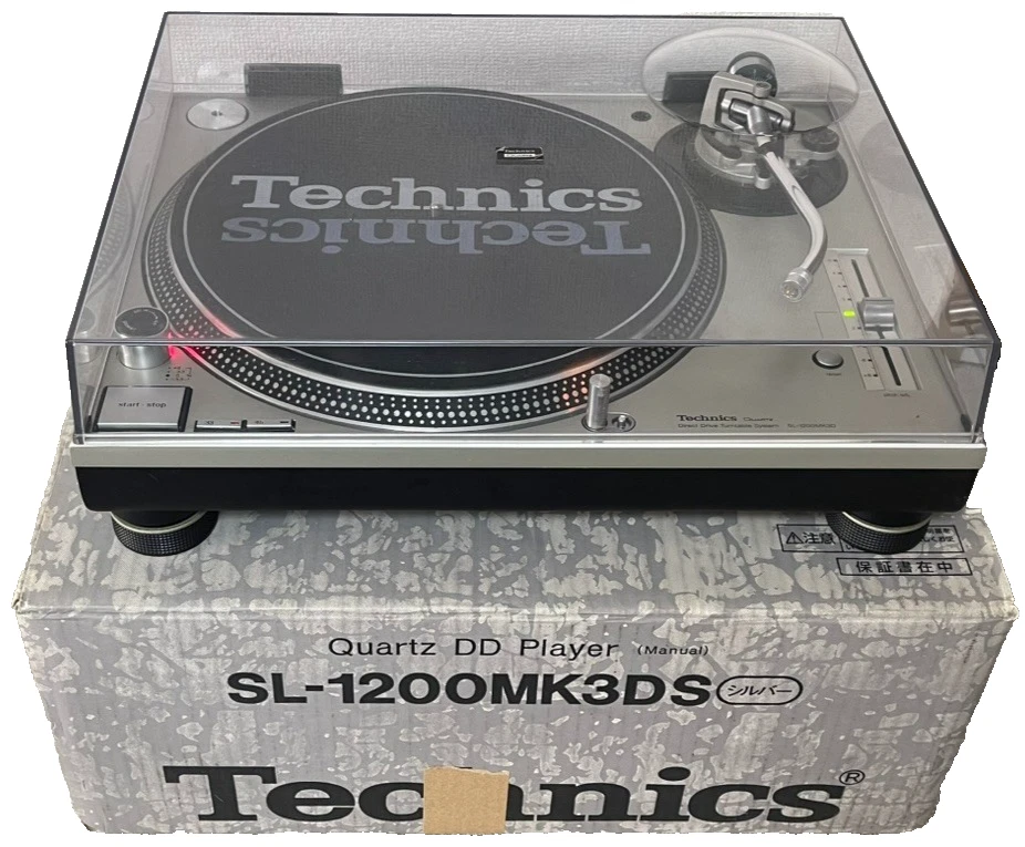 Technics SL-1200MK3D Plateado con Caja Original y Alfombrilla Deslizante Genuina Probada Funcionando Foto 1 de 4