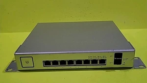 Ubiquiti 8-Port UniFi Switch | US-8-150W | Managed PoE+ Gigabit Switch - Afbeelding 1 van 4