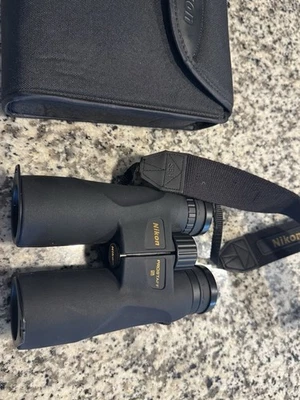 NIKON PROSTAFF 5....8 X 42 binoculars...multicoated glass...bright & clear - Image 1 of 2