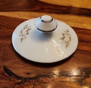 International Siver Co., 326 Springtime SugarBowl Lid, Replacement LID ONLY. - Picture 1 of 8