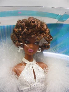 Mattel Barbie Pink Label Celebrate Disco bambola afroamericana nuova con scatola B-2 - Foto 1 di 7