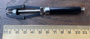 VINTAGE UNBRANDED PULLER 310 (STYLE) WATCHMAKER /JEWELER TOOL - Picture 1 of 4
