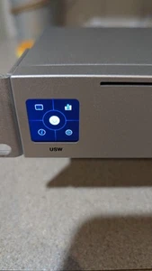 Ubiquiti Networks UniFi 8-Port 10G SFP+ Managed Aggregation Switch... - Afbeelding 1 van 3