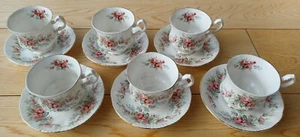 Royal Standard Fine Bone China "Rambling Rose" - Tea Cups & Saucers - 12 Pieces - Picture 1 of 4