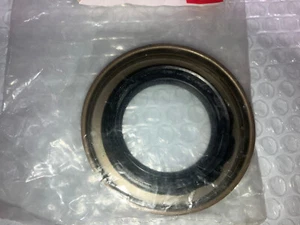 Sello piñón diferencial Elring mercedes (024 997 99 47 64) 129 r170 w210 w22 - Imagen 1 de 3