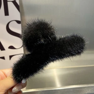 Women's Girls Cute Real Mink Fur Hair Clip Hair Claw Bobby Pin Hairpin Barrette - Picture 1 of 16