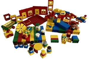 LEGO Duplo Lg Bulk Lot 180+ Pcs Bricks Train Cars Figures Animals etc. Vtg 80's - Picture 1 of 16