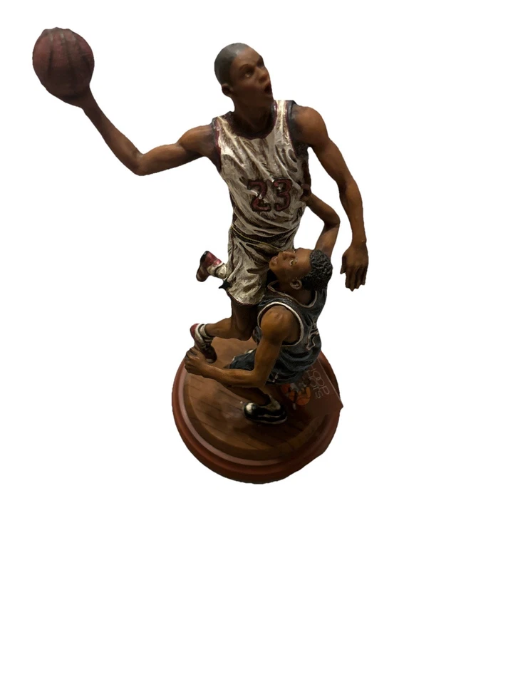 Nuevo en caja #23 y #8 1998 HOOP SHOTS Over The Top figura de baloncesto de colección primera edición Foto 1 de 4