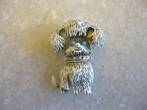 Unsigned Gerry's ? Little Enameled Dog Pin Brooch / Blue Glass? Eyes / FREE SHIP - Picture 1 of 5