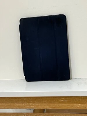 APPLE IPAD AIR SMART FOLIO/SMART COVER - BLACK - VERY GOOD CONDITION -  RRP £89 - Image 1 of 4