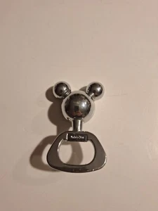 Disney Mickey Mouse Abridor de Botellas Cabeza Orejas Acero Inoxidable Cromo Icono Orejas - Imagen 1 de 3