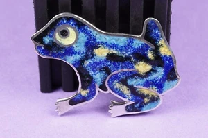 Jeronimo Fuentes SIGNED Mexican Enamel Frog Pin Brooch Silver Taxco Mexico - Picture 1 of 5
