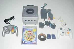 Nintendo Gamecube Silber + 2 Controller + MARIO PARTY 5 & MARIO KART  - Bild 1 von 1