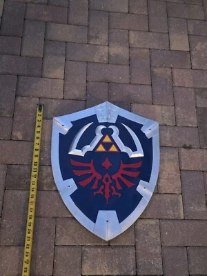 Legend of Zelda Link Hylian Shield Cosplay Tamaño Completo Adulto Fibra de Vidrio 18x22 Raro Foto 1 de 4