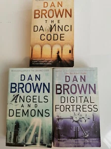 Lot 3 books By Dan Brown: The Da Vinci Code, Angels and Demons, Digital Fortress - Bild 1 von 12