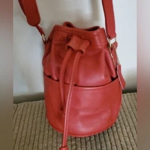 Coach Vintage RARE 4020 Red Drawstring Sac Small Lightweight Collection - Picture 1 of 14