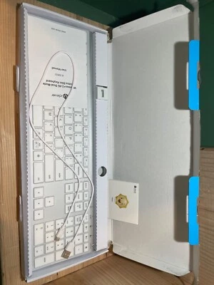 Bluetooth Keyboard – Wireless Freedom, Premium Precision - iClever DK03 - Image 1 of 4