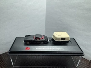MALIBU INTERNATIONAL MERCEDES-BENZ 300SL WING DOOR w/caravan 1:87 HO Scale - Picture 1 of 1