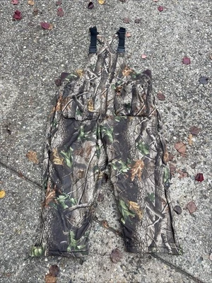 Remington Realtree Hardwood Camo Insulated Hunting Overalls Men's 2XL - Image 1 of 4