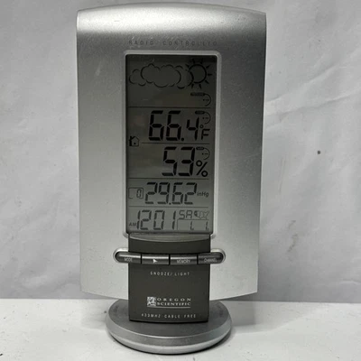 OREGON SCIENTFIC BAR898HGA WEATHER STATION & OUTDOOR TEMPERATURE SENSOR THGR268 - Image 1 of 3