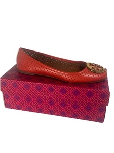 Tory Burch Reva Ballet Flats Blaze w Gold Logo Perforated Veg Nappa Leather Sz 9 - Picture 1 of 11