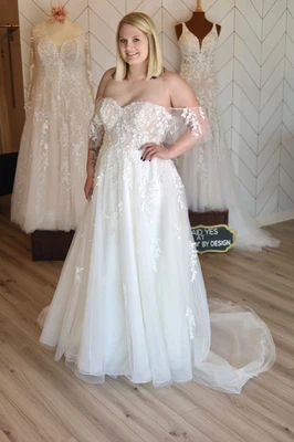 Elegant Wedding Dresses Off Shoulder Lace Tulle Bridal Gowns Floor Length - Image 1 of 4