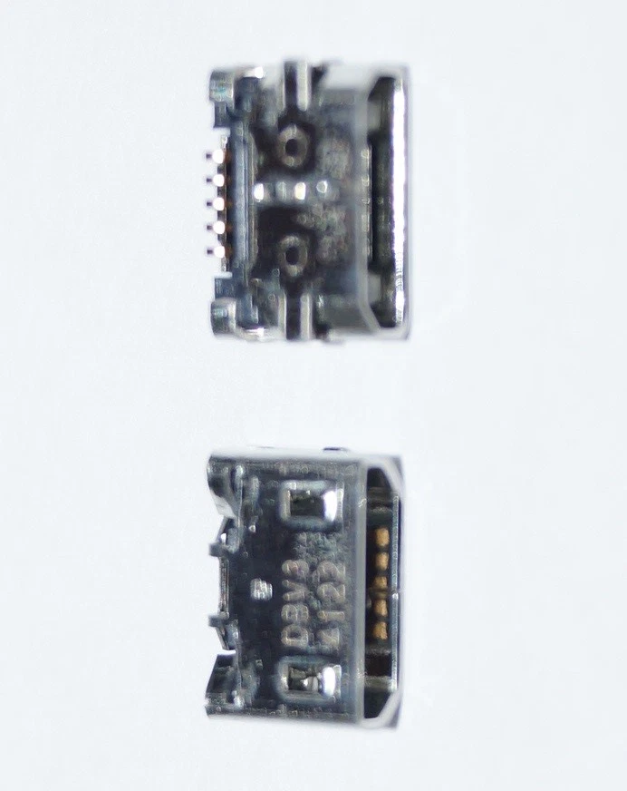 原装诺基亚 Lumia 710 微型 USB 充电端口连接器 — 第 1/1 张图片