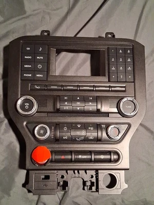 2018 FORD MUSTANG RADIO AUDIO CONTROL PANEL JR3T18E243AE w/Display & CD Player - Image 1 of 4