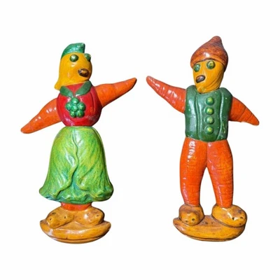 Vintage Chalkware Hanging Vegetable Figurines Pair Folk Art Kitchen Decoration - Image 1 of 4