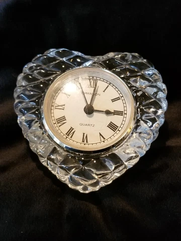 Godinger Shannon Crystal Heart Clock Quartz 24% Lead Crystal 4x4" Cover