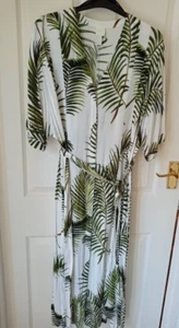 TROPICAL DRESS H & M SIZE 12 / 14 / 16 - Picture 1 of 4
