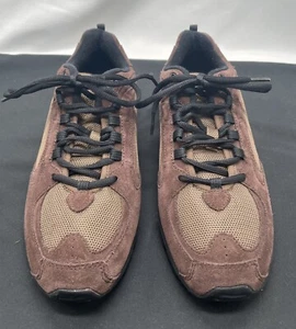 Easy Spirit Women’s Brown Lace Up Walking Hiking Sneaker Shoes Size 9 W - EUC - Picture 1 of 9