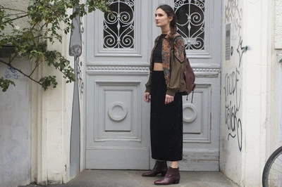 Damen Rock Gr. 38 40 skirt schwarz Samt 90er True VINTAGE 90´s women France - Bild 1 von 4