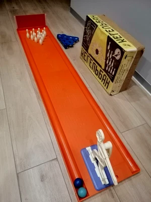 Vintage USSR Bowling Game Soviet Game KEGELBAN 1980 Action Game in BOX - Image 1 of 4