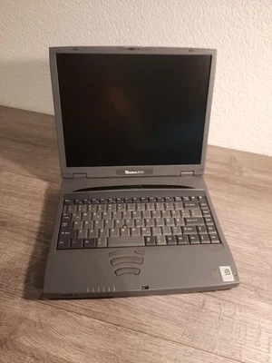 Toshiba Tecra 8100 Vintage Notebook Laptop # 220 - Bild 1 von 4