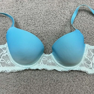 Sujetador push up No Boundaries 32B ribete de encaje degradado Foto 1 de 4
