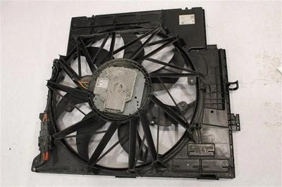 RADIATOR FAN ASSEMBLY BMW X3 X4 13 14 15 16 17 18 1331296 - Image 1 of 4