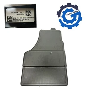 New OEM Mopar Battery Cover Lid Right 2021-2023 Jeep Grand Cherokee L 6MN69TX7AA - Picture 1 of 3