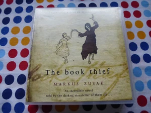 MARKUS ZUSAK DER BUCHDIEB GELESEN VON ALLAN CORDUNER X11 CD HÖRBUCH - Bild 1 von 5