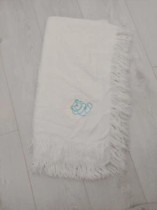 Vintage White Blanket Shawl With Fringe Teddy Bear Applique - Picture 1 of 6