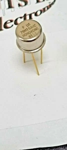 79M15AHC         Fairchild Metal Can  Voltage Regulators - Picture 1 of 1