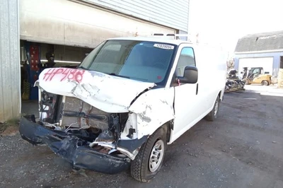 GMC Savana 2500 2015 furgoneta motor de 4,8 L fabricante de equipos originales 116 k millas (LKQ ~ 440388412) Foto 1 de 4