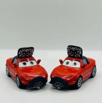 Disney Pixar Cars - EL MATERDOR SEÑIORITA MIA & TIA Disney Store - 1:43 Diecast - Image 1 of 3