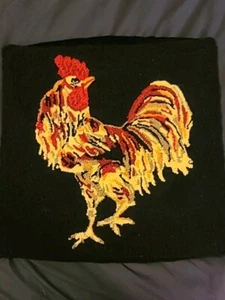 Hooked Wool Rooster Chicken Decrotive Throw Pillow 18”x18”Velvet & Zipper Back - Picture 1 of 2