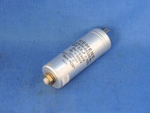 Siemens B25834-B6225-K1 Capacitor 2,2 µF, - Picture 1 of 4