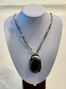 Lovely Large Sized Signed S.W. Native American Black Onyx Pendant with Chain - Picture 1 of 9
