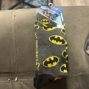 Adult DC Comics (Batman - Gray) Novelty Crew Socks (Shoe Size 10-13) | BRAND NEW - Picture 1 of 3