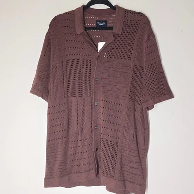 NUEVO CON ETIQUETAS Abercrombie & Fitch Hombres XL Marrón Crochet Tejido Abierto Botón Polo Boho Foto 1 de 4