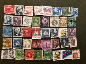 Vintage Lot of 40 Postage Stamps (1036) - Picture 1 of 5